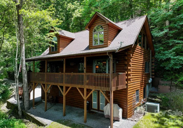 1st image of 394 Hickory Dr, Waynesville, NC 28786 | MLS# 4405975