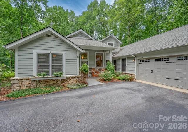 1st image of 104 Little Cherokee Rdg, Hendersonville, NC 28739 | MLS# 4405981