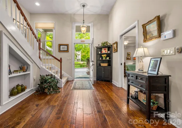 3rd image of 104 Little Cherokee Rdg, Hendersonville, NC 28739 | MLS# 4405981