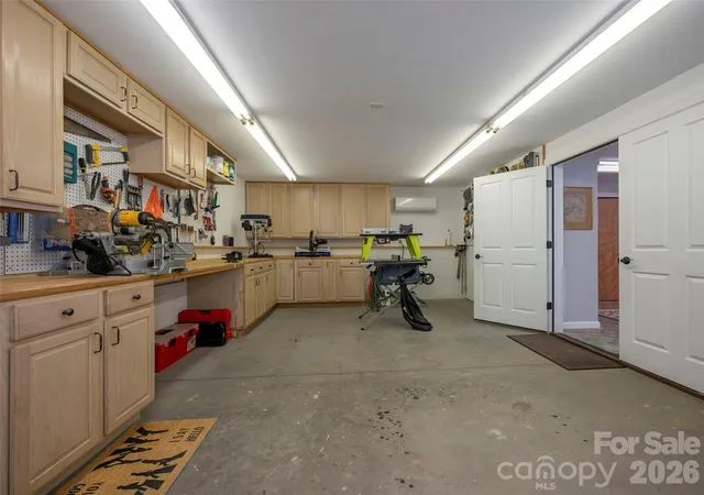 47th image of 104 Little Cherokee Rdg, Hendersonville, NC 28739 | MLS# 4405981