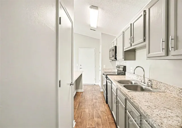 Photo 3 of Condo for sale at 6165 Meadow Rose Ln, Charlotte, NC 28215 | MLS# 4406012 | Listing updated on 2026-10-30