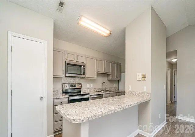 Photo 1 of Condo for sale at 6165 Meadow Rose Ln, Charlotte, NC 28215 | MLS# 4406012 | Listing updated on 2026-10-30