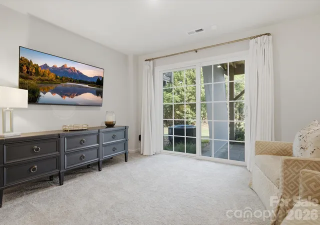 Photo 4 of Townhouse for sale at 4014 Edenborn Ln, Charlotte, NC 28208 | MLS# 4406016 | Listing updated on 2026-09-23