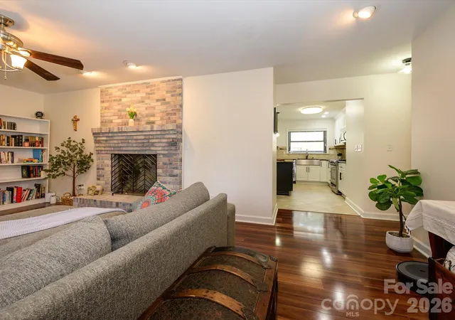 4th image of 1106 Robinhood Ln, Kannapolis, NC 28081 | MLS# 4406023