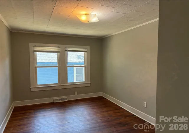 Photo 3 of Single family home for sale at 514 S Avon St, Gastonia, NC 28054 | MLS# 4406033 | Listing updated on 2026-10-02