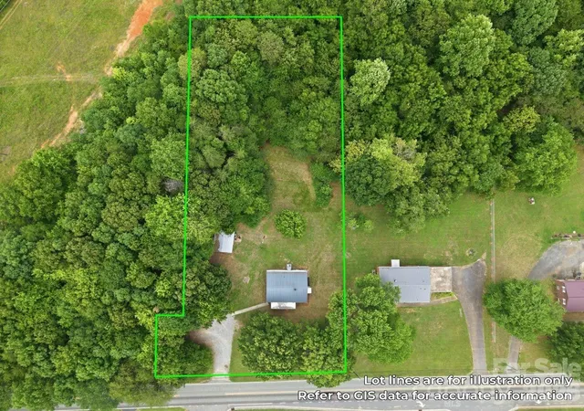 3rd image of 825 21St Street Dr Se, Hickory, NC 28602 | MLS# 4406042