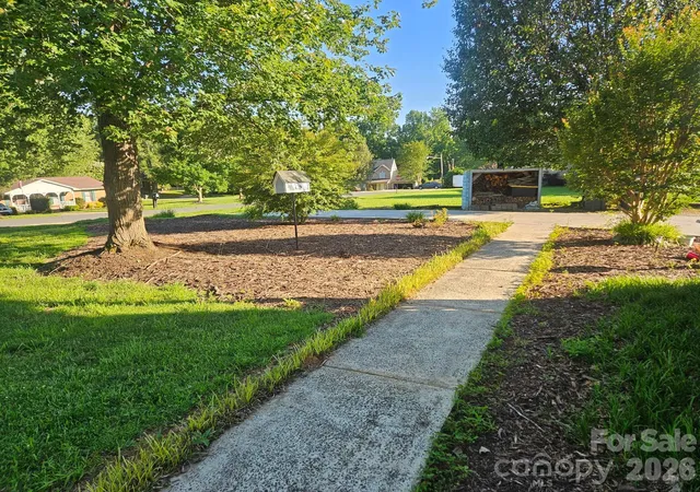 Photo 3 of Sale Pending at 905 Stevens Rd, Monroe, NC 28110 | MLS# 4406053 | Listing updated on 2026-09-08