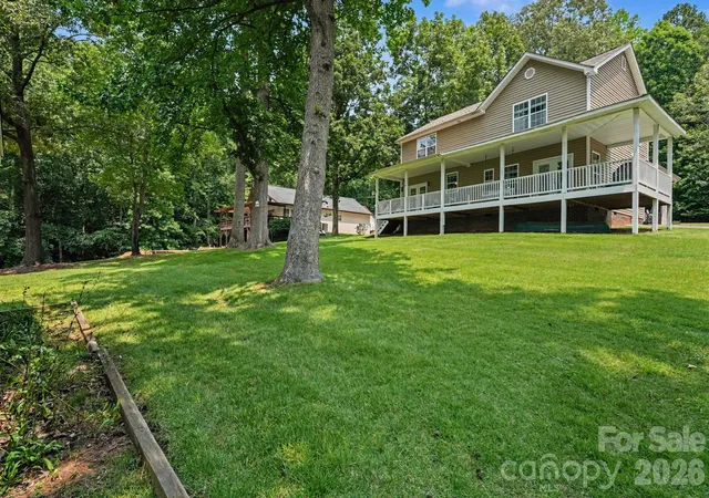 Photo 2 of Single family home for sale at 128 La Agua Ln, Troutman, NC 28166 | MLS# 4406062 | Listing updated on 2026-09-28