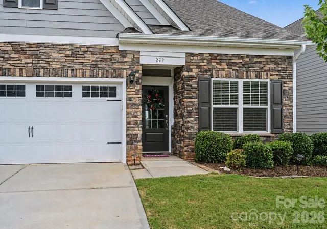 Photo 3 of Single family home for sale at 239 Sycamore Dr, Lancaster, SC 29720 | MLS# 4406079 | Listing updated on 2026-10-02