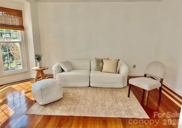 Photo 3 of Single family home for sale at 17205 Asti Ct, Cornelius, NC 28031 | MLS# 4406087 | Listing updated on 2026-10-03