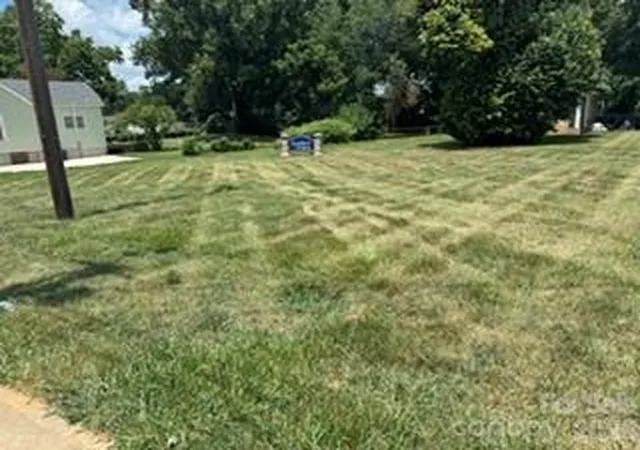 Photo 2 of Land for sale at 120 S Hoskins Rd, Charlotte, NC 28208 | MLS# 4406114 | Listing updated on 2026-09-04