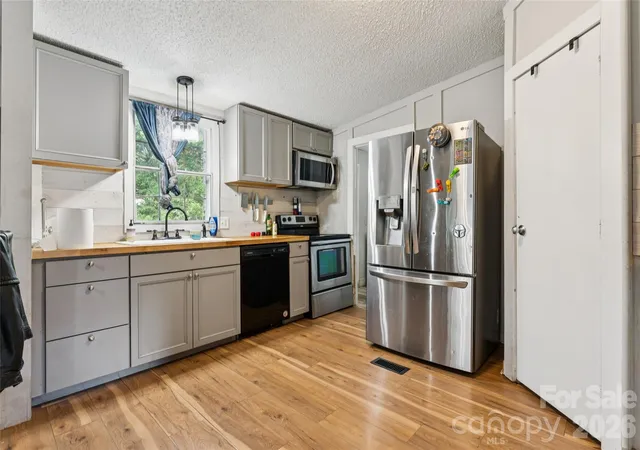5th image of 912 Grace Dr, Stanley, NC 28164 | MLS# 4406122