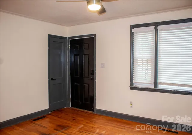 Photo 2 of Single family home for sale at 3413 1st Avenue Cir Nw, Hickory, NC 28601 | MLS# 4406129 | Listing updated on 2026-09-22