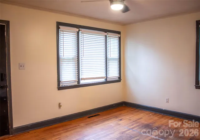 Photo 3 of Single family home for sale at 3413 1st Avenue Cir NW, Hickory, NC 28601 | MLS# 4406129 | Listing updated on 2026-09-22