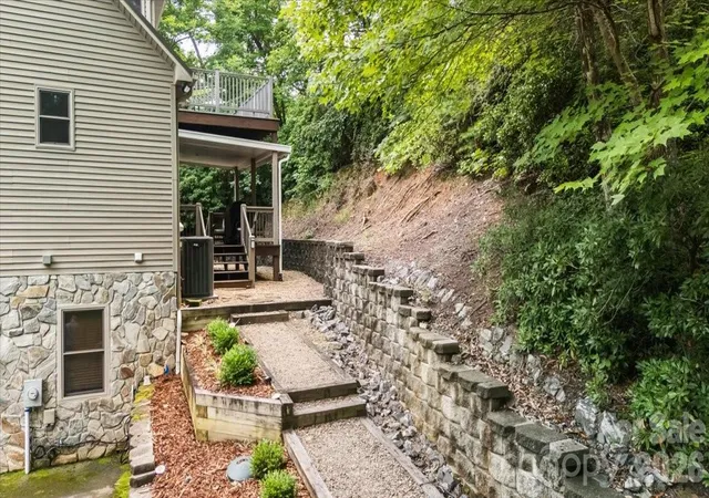 Photo 3 of Single family home for sale at 179 Rock Spring Rd, Lake Lure, NC 28746 | MLS# 4406141 | Listing updated on 2026-07-29