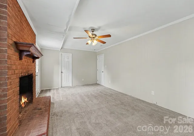 Photo 4 of Single family home for sale at 630 Colonial Dr, Statesville, NC 28625 | MLS# 4406178 | Listing updated on 2026-09-23