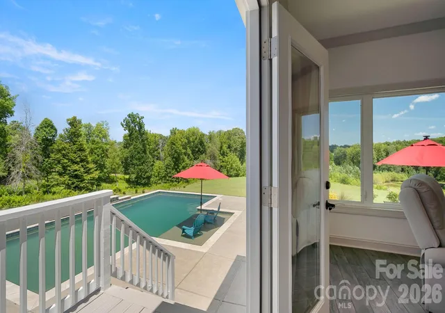 Photo 4 of Single family home for sale at 1055 Cedar Grv Rd, Clover, SC 29710 | MLS# 4406188 | Listing updated on 2026-08-20
