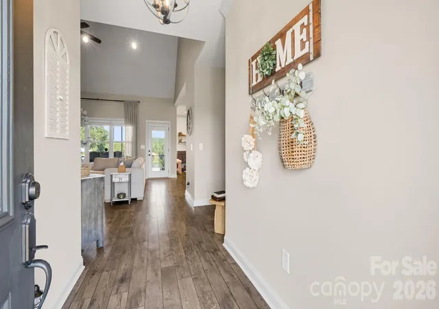 Photo 5 of Single family home for sale at 1055 Cedar Grv Rd, Clover, SC 29710 | MLS# 4406188 | Listing updated on 2026-08-20