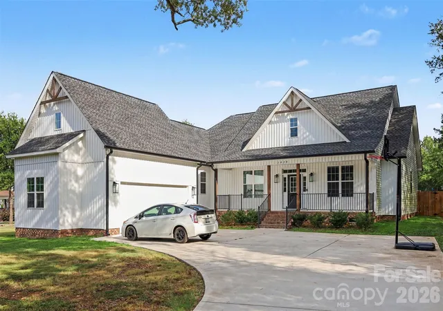 1st image of 1424 Autumnwood Dr #17, Rock Hill, SC 29730 | MLS# 4406191