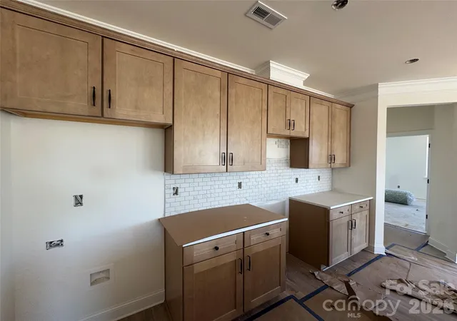 Photo 4 of Single family home for sale at 8422 Acadia Pkwy, Sherrills Ford, NC 28673 | MLS# 4406201 | Listing updated on 2026-10-08