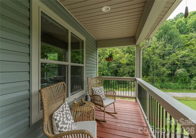 Photo 4 of Single family home for sale at 38 Sunrise Dr, Mars Hill, NC 28754 | MLS# 4406228 | Listing updated on 2026-08-11