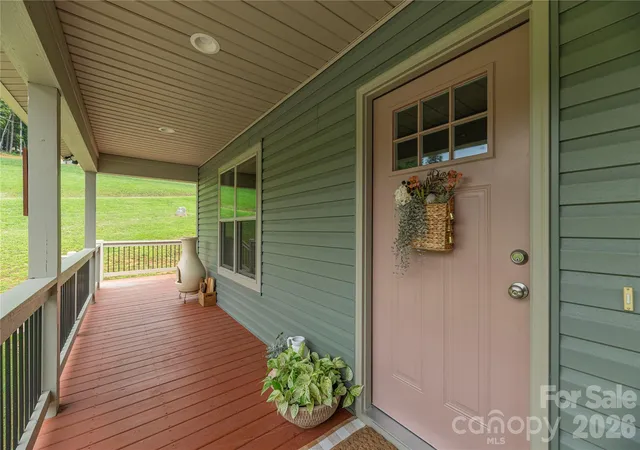 Photo 5 of Single family home for sale at 38 Sunrise Dr, Mars Hill, NC 28754 | MLS# 4406228 | Listing updated on 2026-08-11