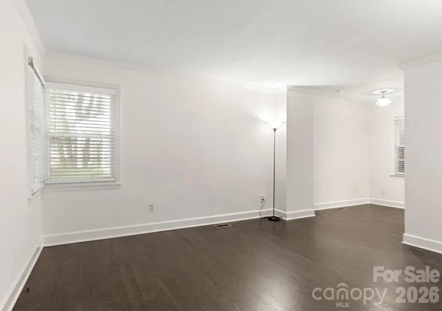 Listing Photo 4 - Condo for sale in building located at 212 Wakefield Dr, Charlotte, NC 28209 - Unit #A