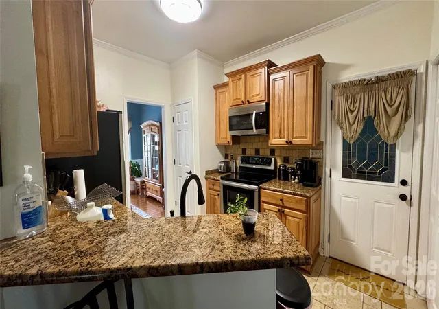 Photo 4 of Single family home for sale at 3775 Kennedy Rd, Gastonia, NC 28056 | MLS# 4406234 | Listing updated on 2026-09-29