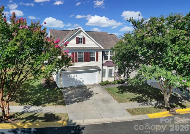 Photo 3 of Single family home for sale at 4041 Abbotsbury Dr, Indian Land, SC 29707 | MLS# 4406236 | Listing updated on 2026-09-02