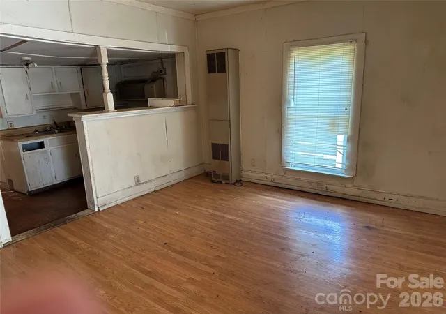 Photo 2 of Single family home for sale at 1032 Plymouth St, Gastonia, NC 28054 | MLS# 4406247 | Listing updated on 2026-07-23