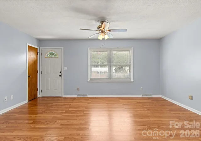 image of 307 Somerset Dr, Kings Mountain, NC 28086 | MLS# 4406255