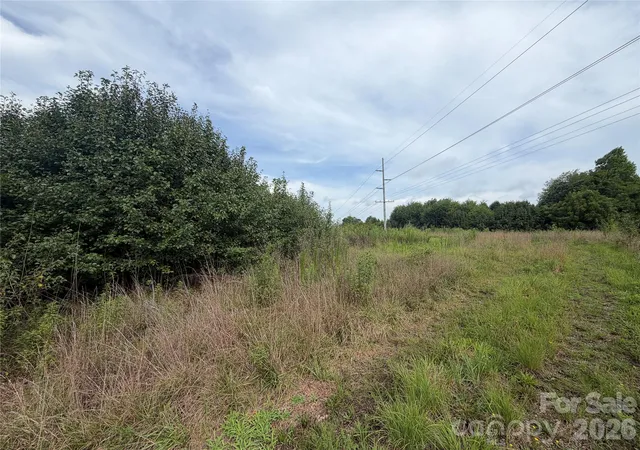 3rd image of 904 Jamestown Rd, Morganton, NC 28655 | MLS# 4406258