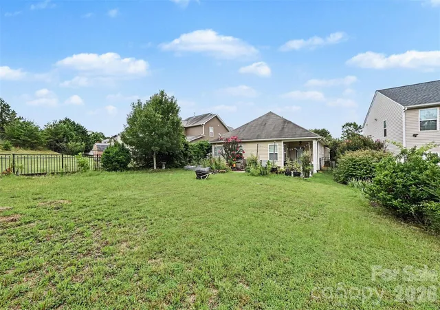 3rd image of 11017 Hat Creek Ln, Davidson, NC 28036 | MLS# 4406284