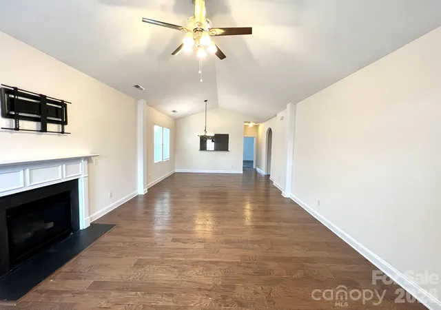 5th image of 11017 Hat Creek Ln, Davidson, NC 28036 | MLS# 4406284