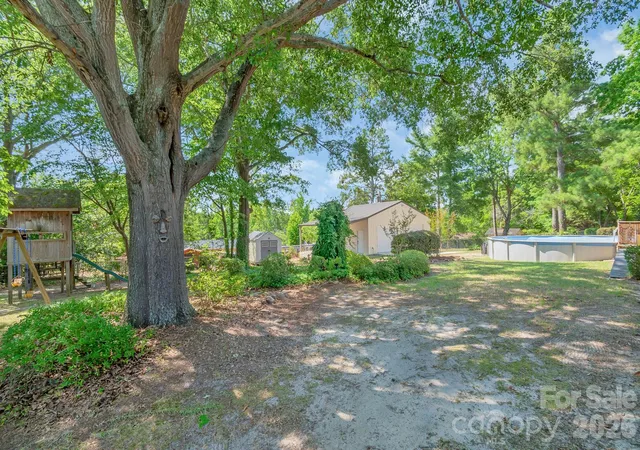 Photo 4 of Single family home for sale at 207 Park Dr, Kershaw, SC 29067 | MLS# 4406292 | Listing updated on 2026-09-28