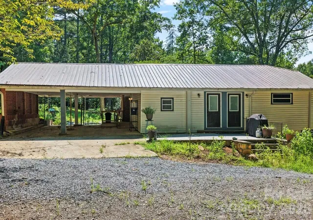 1st image of 548 Cherry Mountain St, Forest City, NC 28043 | MLS# 4406316