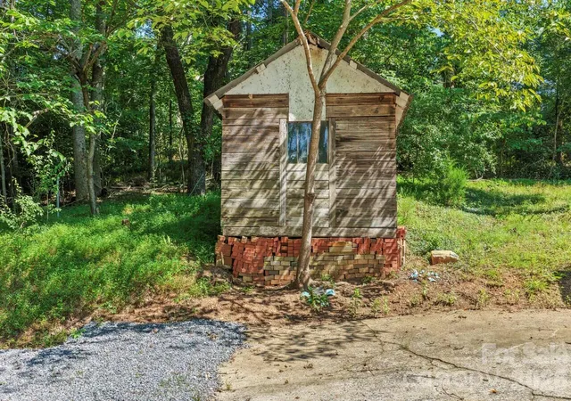 Listing Photo 2 - Condo for sale in building located at 548 Cherry Mountain St, Forest City, NC 28043 - Unit #