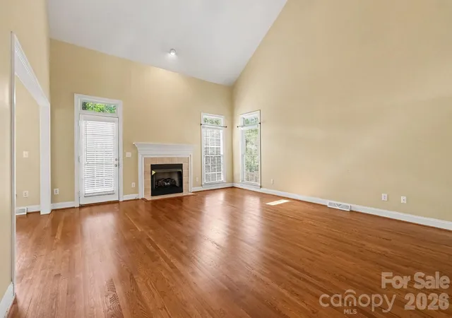 Photo 3 of Sale Pending at 4003 Country Oaks Dr, Waxhaw, NC 28173 | MLS# 4406333 | Listing updated on 2026-10-02