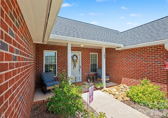 2nd image of 105 Kingston Pl, Spindale, NC 28160 | MLS# 4406340