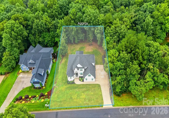 Photo 3 of Sale Pending at 754 River Bnd Dr, Granite Falls, NC 28630 | MLS# 4406342 | Listing updated on 2026-08-14