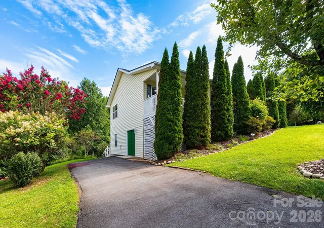 5th image of 73 Ridge Brook Dr, Weaverville, NC 28787 | MLS# 4406346