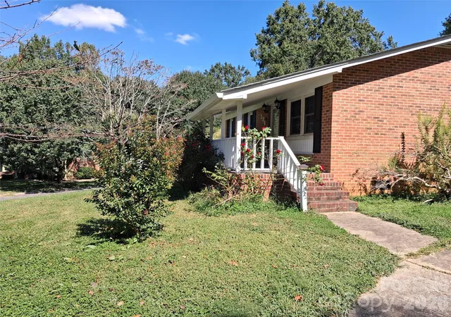 2nd image of 394 Efird St, Gastonia, NC 28054 | MLS# 4406349