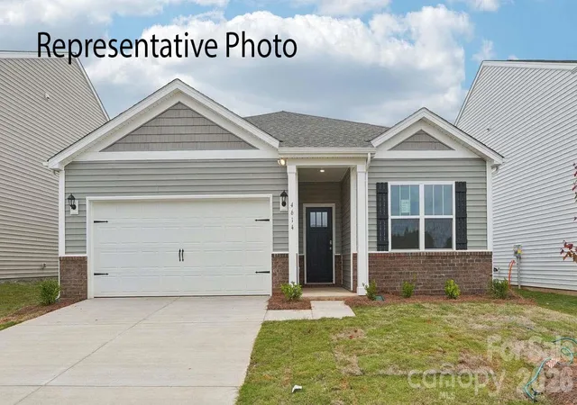 Photo 1 of Sale Pending at 605 17th Avenue Dr Ne, Hickory, NC 28601 | MLS# 4406380 | Listing updated on 2026-09-14