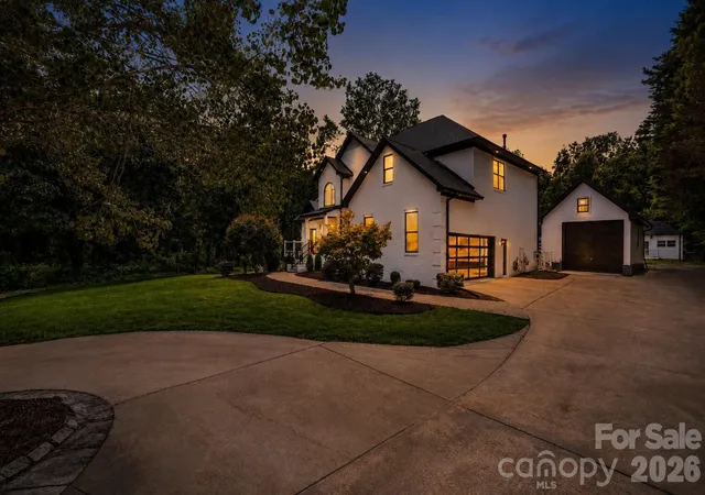 Photo 2 of Single family home for sale at 9827 Potter Rd, Matthews, NC 28104 | MLS# 4406381 | Listing updated on 2026-09-14