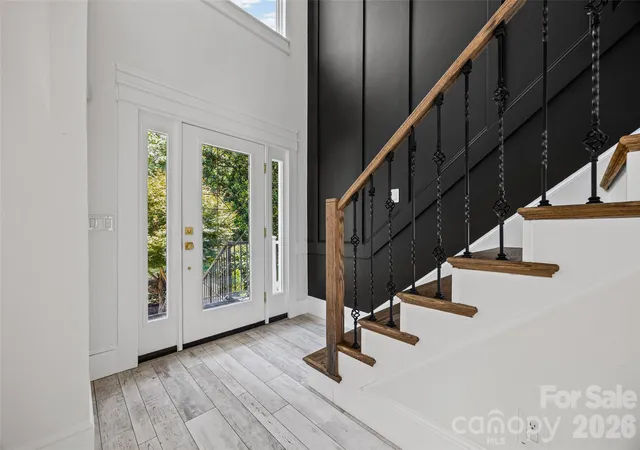 Photo 3 of Single family home for sale at 9827 Potter Rd, Matthews, NC 28104 | MLS# 4406381 | Listing updated on 2026-09-14