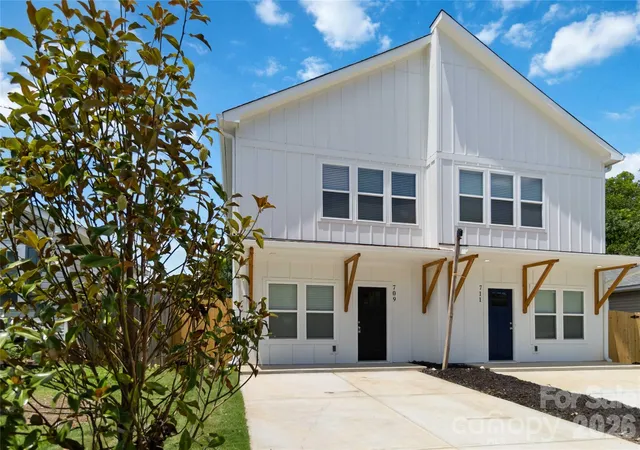 Photo 1 of Townhouse for sale at 709 Pennsylvania Ave, Charlotte, NC 28216 | MLS# 4406385 | Listing updated on 2026-08-09
