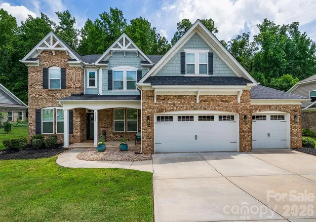 Photo 1 of Single family home for sale at 14842 Belleglade Trl, Charlotte, NC 28227 | MLS# 4406402 | Listing updated on 2026-10-05