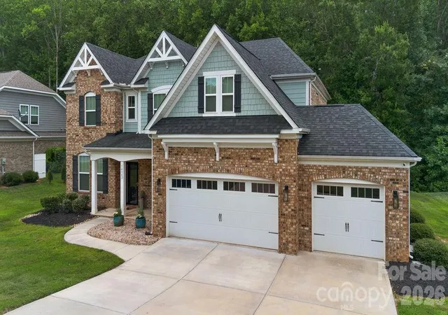 Photo 2 of Single family home for sale at 14842 Belleglade Trl, Charlotte, NC 28227 | MLS# 4406402 | Listing updated on 2026-10-05