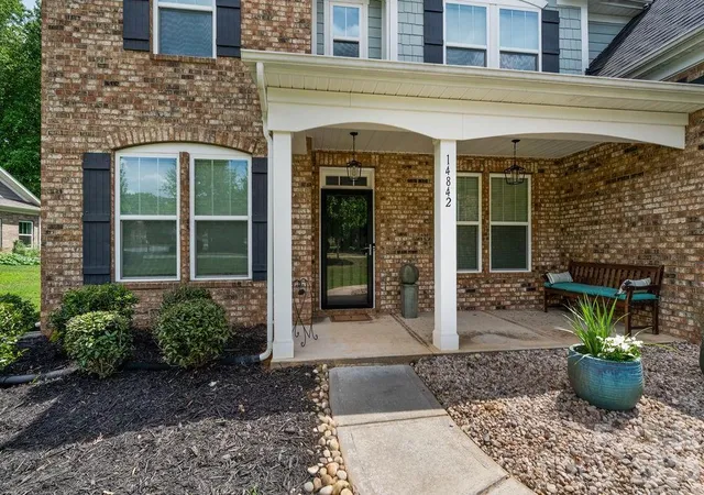 Photo 4 of Single family home for sale at 14842 Belleglade Trl, Charlotte, NC 28227 | MLS# 4406402 | Listing updated on 2026-10-05