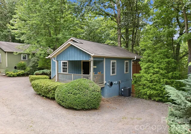 1st image of 27,29 & 31 A/b Brown Rd, Asheville, NC 28806 | MLS# 4406408